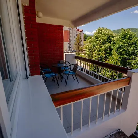 Panorama Pluzine Apartment Exterior photo