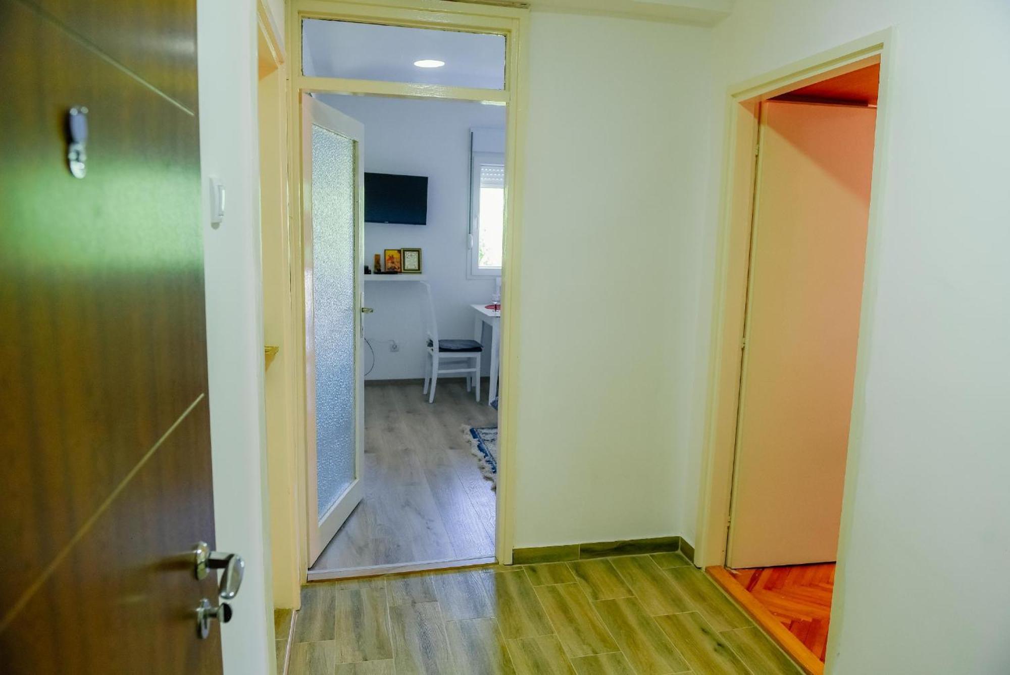 Panorama Apartment *